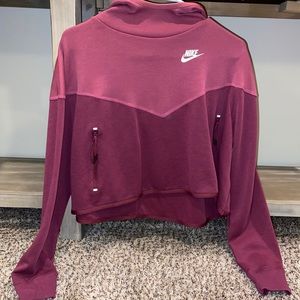 Nike crop